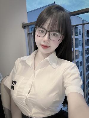 Cô Giáo Hương Loramen là ai – Người Truyền Cảm Hứng Cho Nam Giới